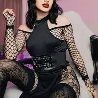 Karine919 (alisonrz)