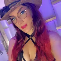 Katalina Parker (katalinaparker)