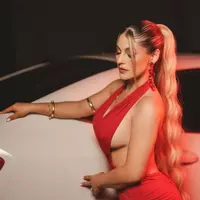 Leah Grey (leah-grey)