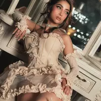 Valeria Velvet (valeriavelvet)