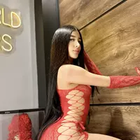 Ashley (vanesapink)