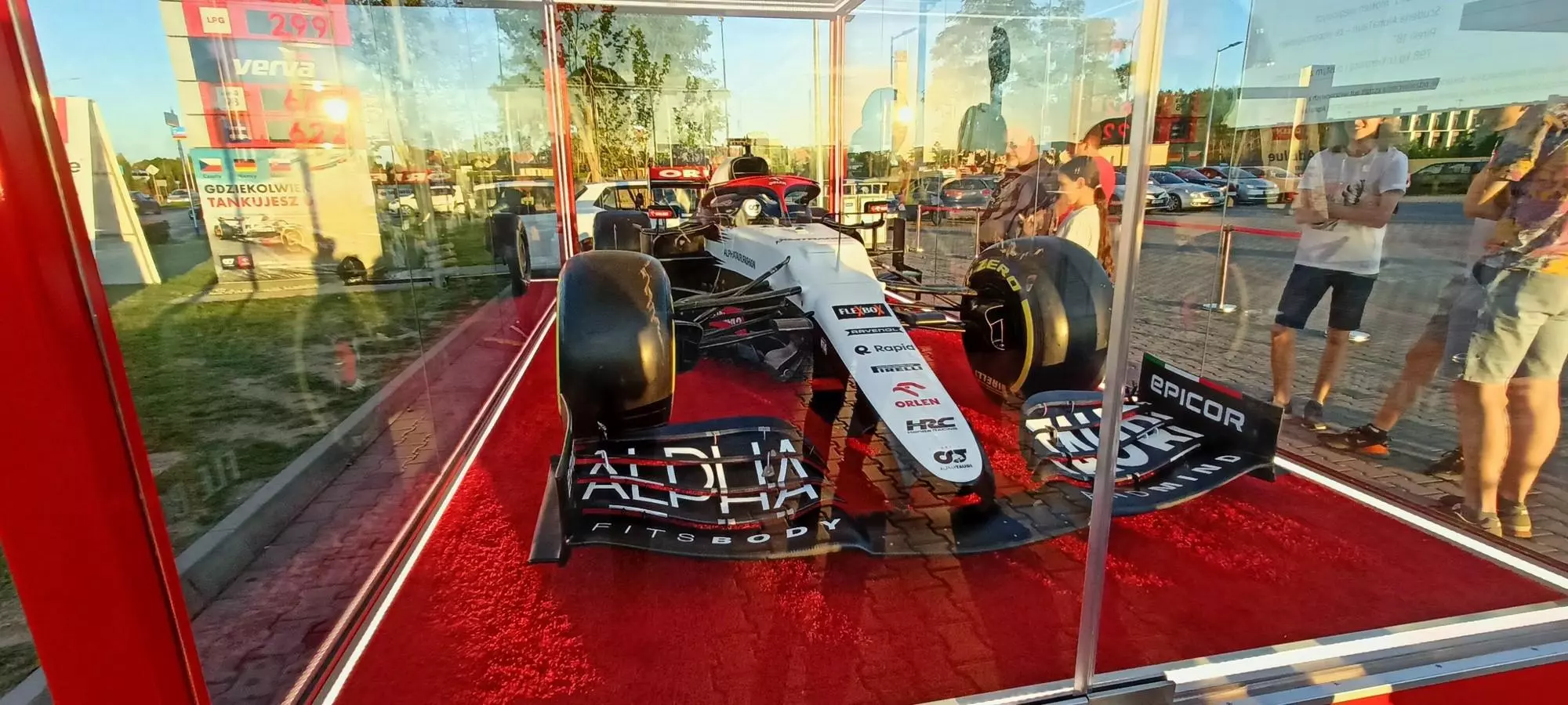 pessimisticcarbide profile