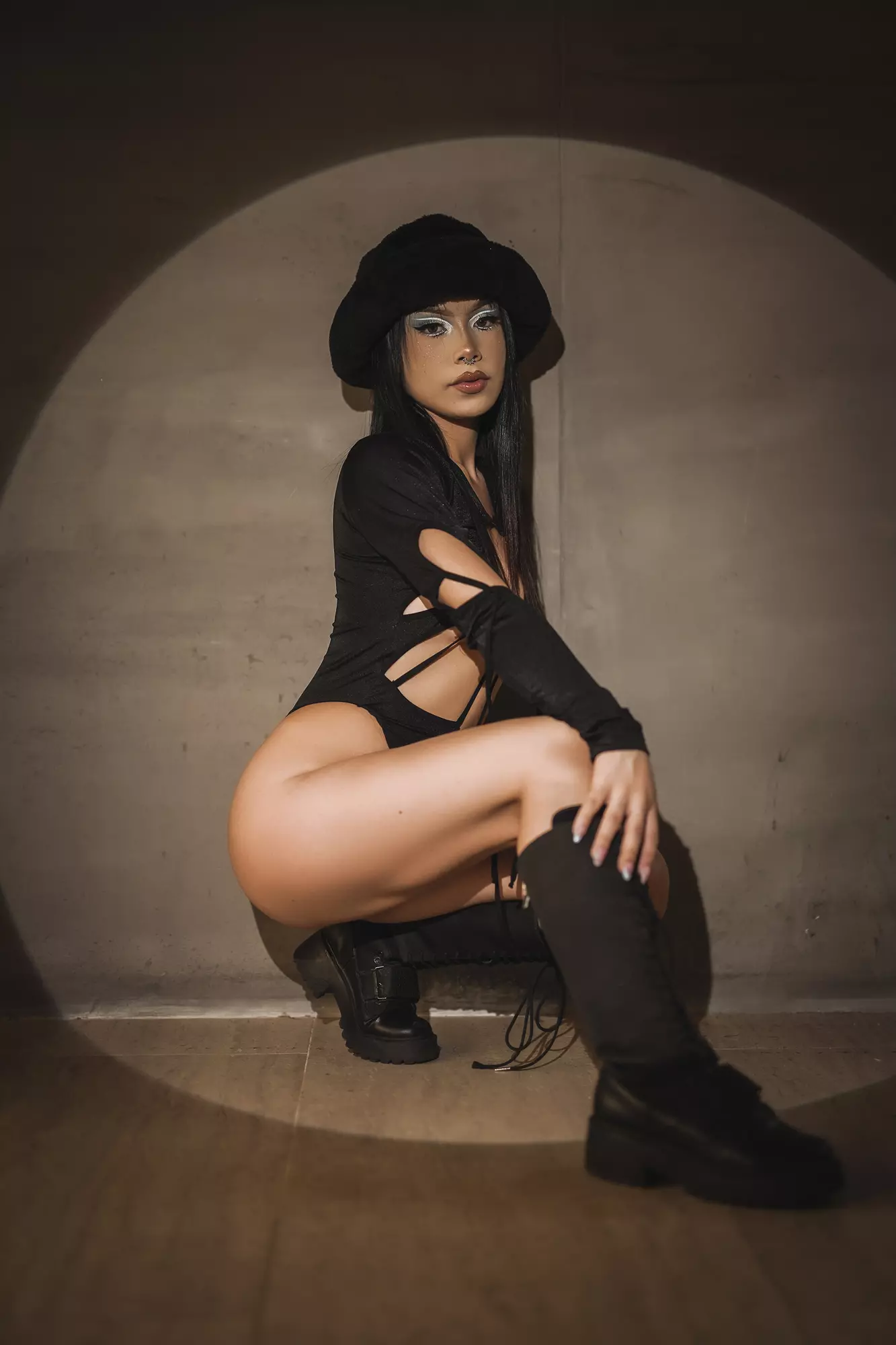 viiolet-thomas profile