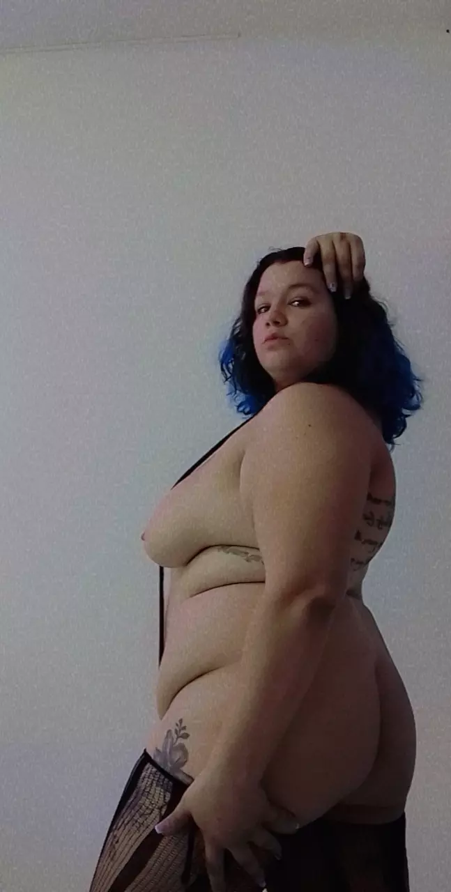 curvyangel69 profile