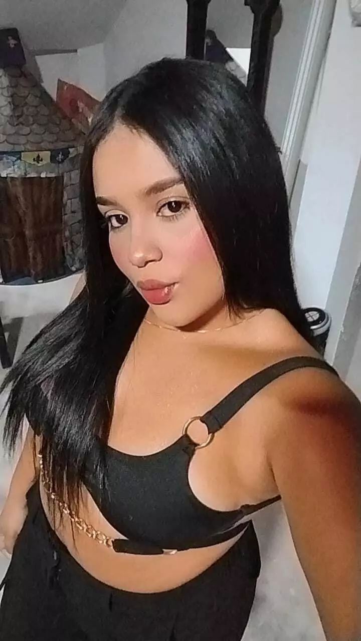 chubbyebonie profile