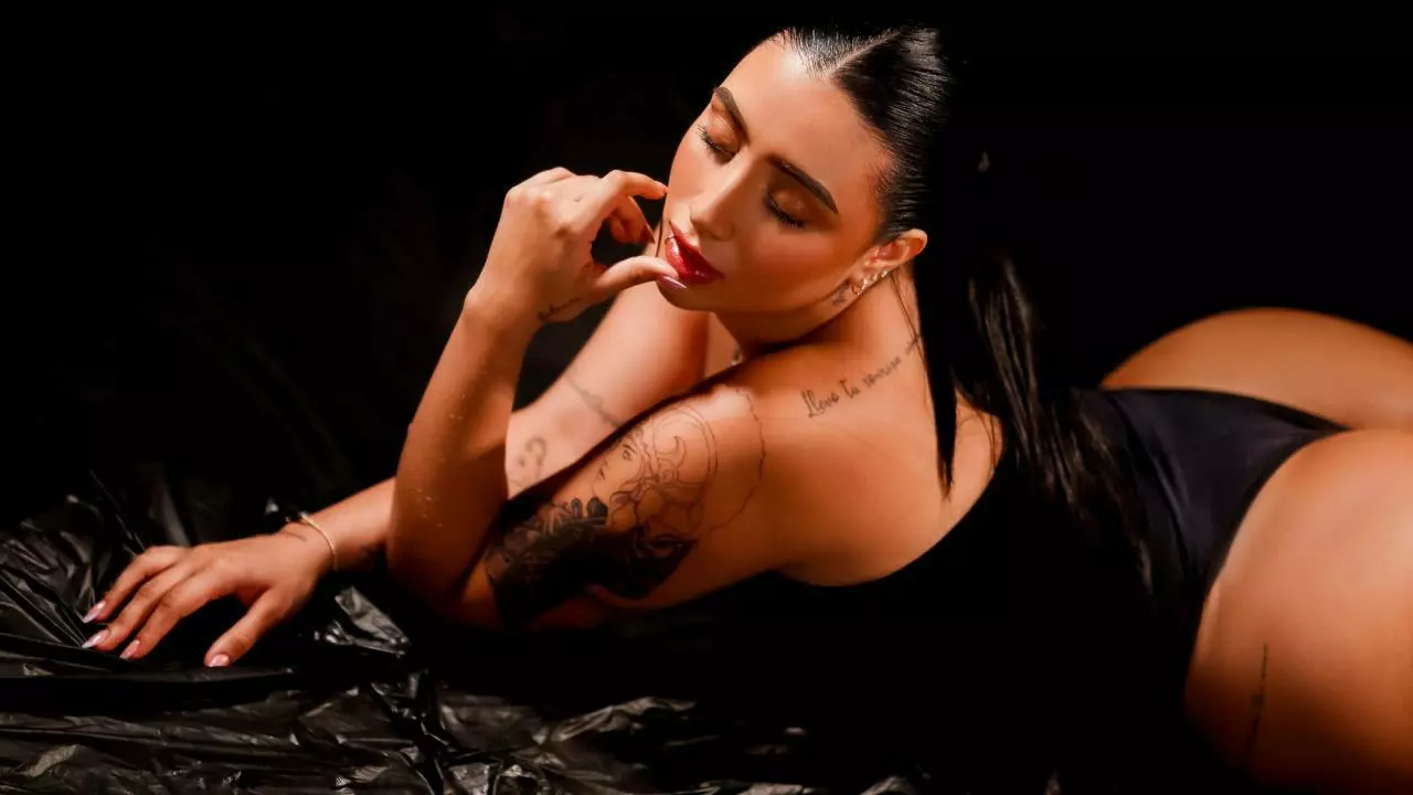 julietakeneddy profile