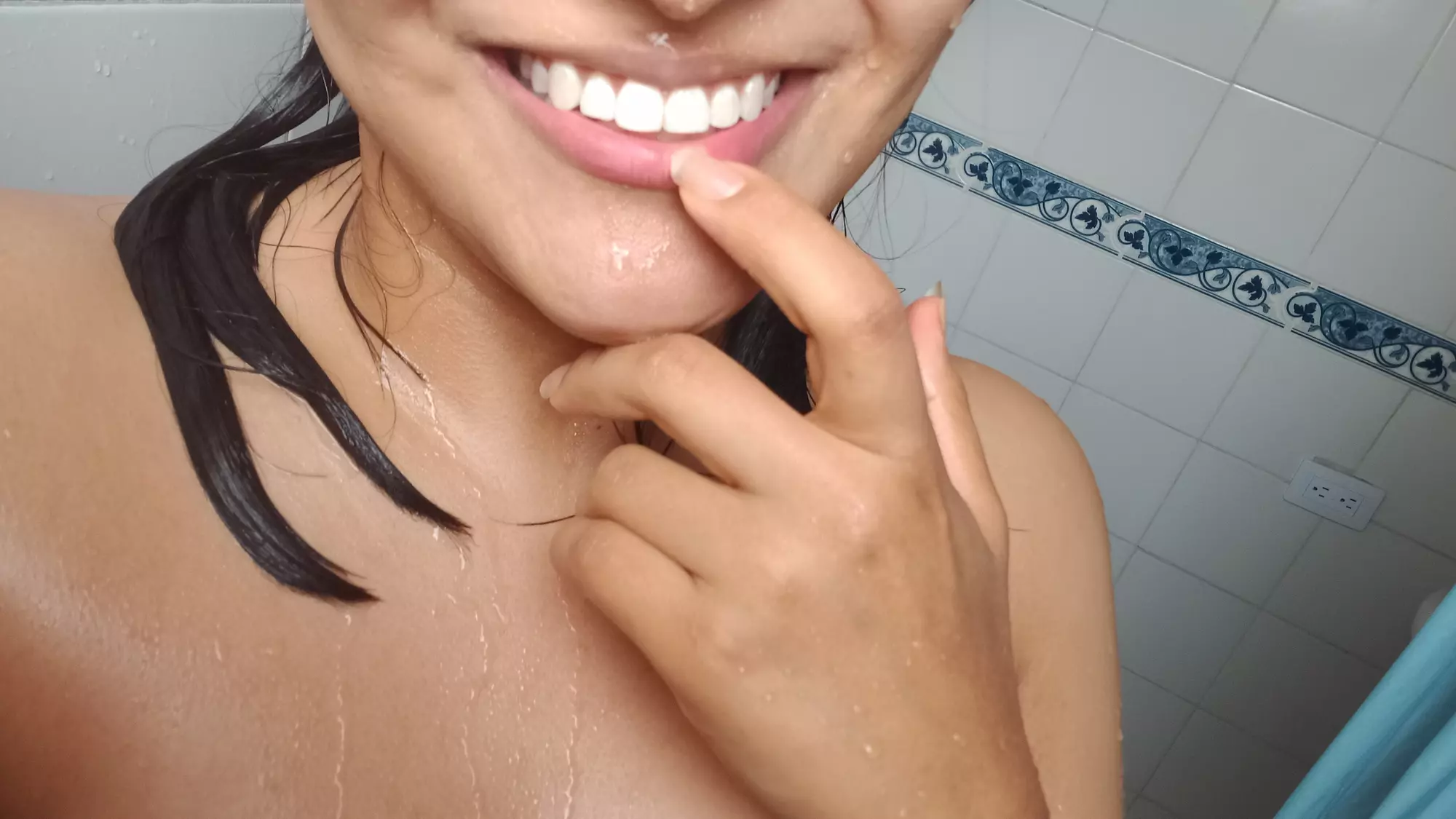 vaneluu profile