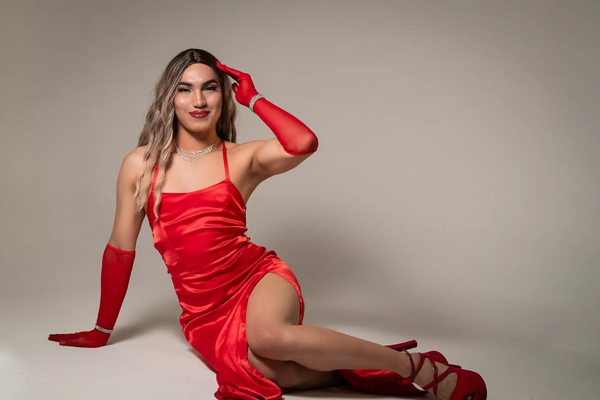 chloe-luxury profile