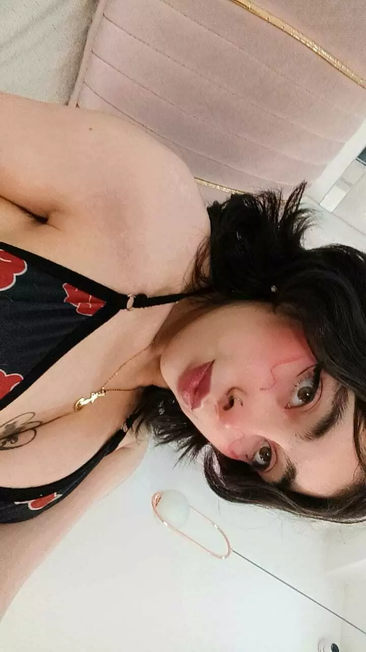 molly-angell profile