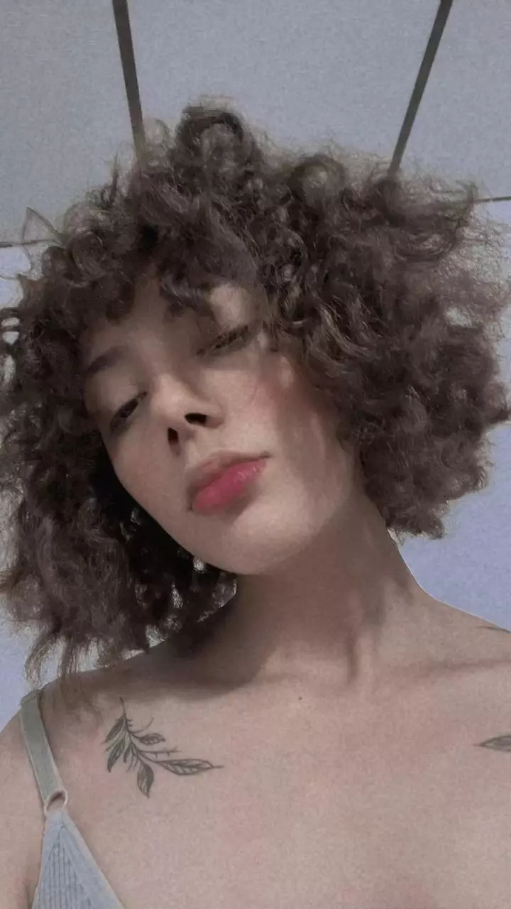 lioravelvetc profile