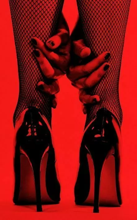 holly-brensone profile