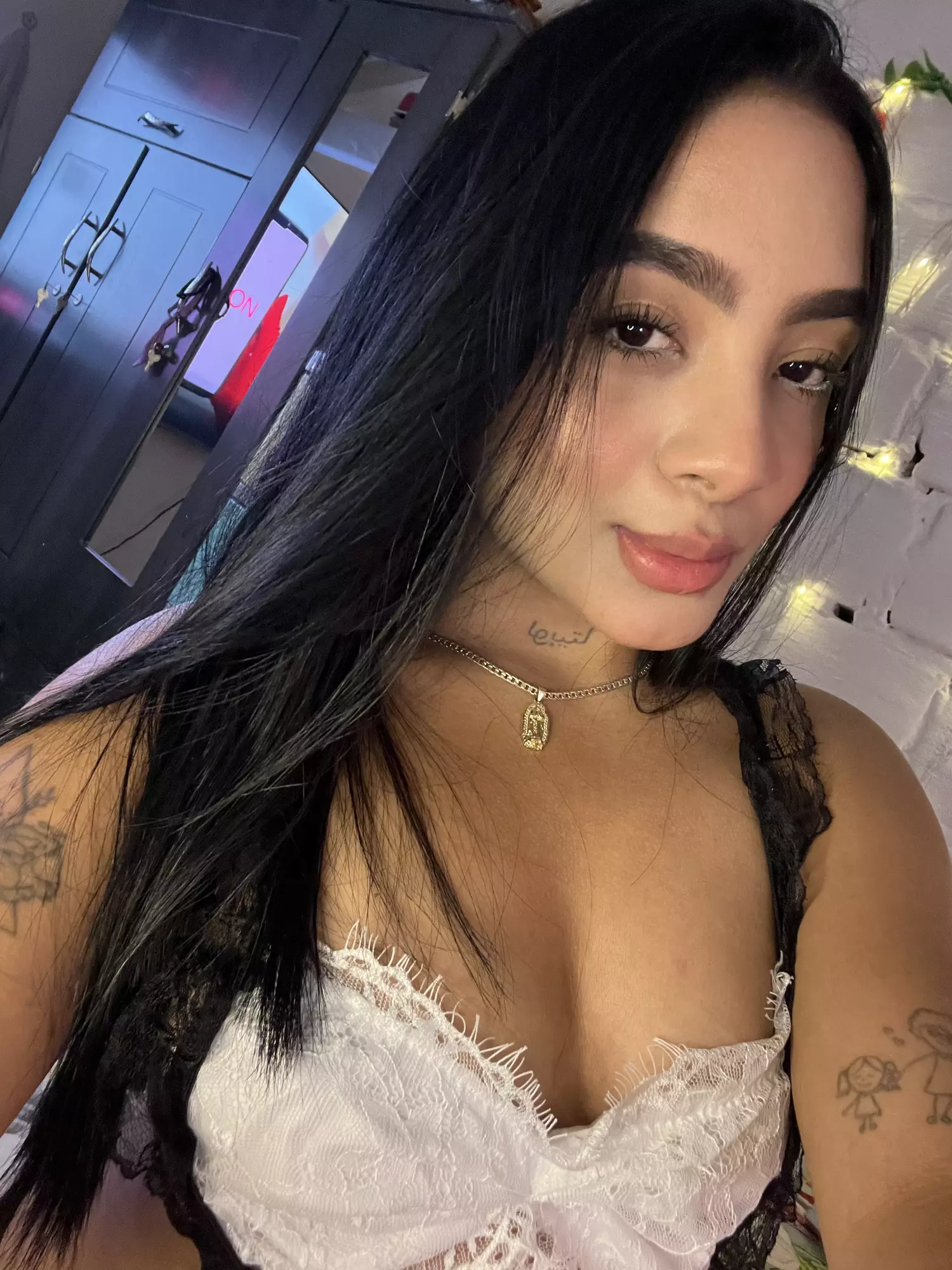 estefygomez09 profile