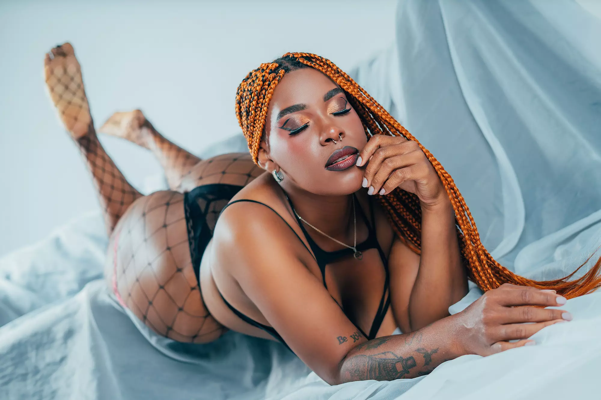 dakotasexshow profile