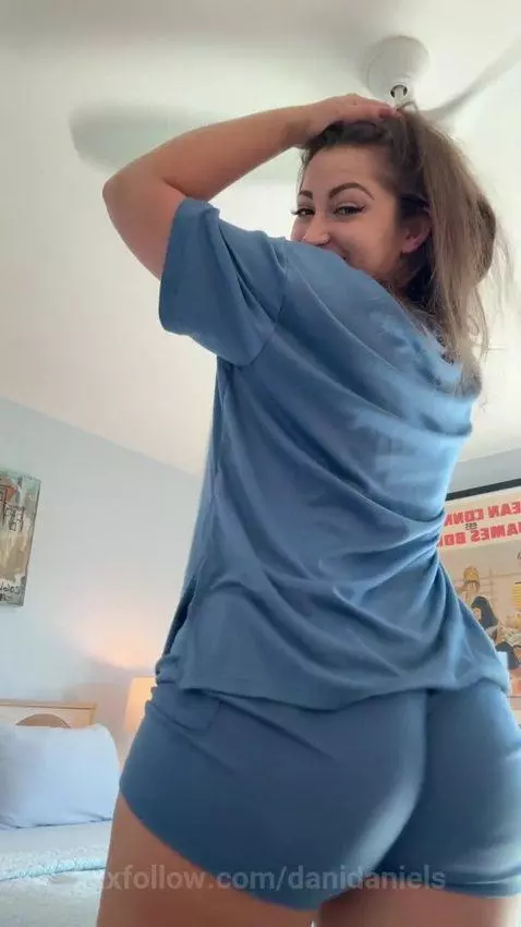 DanisThings.com 💦 by danidaniels