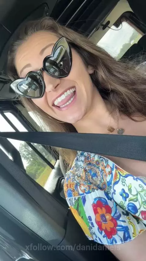 I’m so horny omfg….. by danidaniels