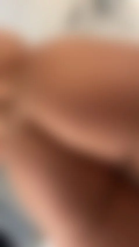 Morning booty! by danidaniels