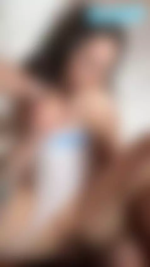 @jazmenjafar gets creamed up and cums all over her neighbors... by camsoda