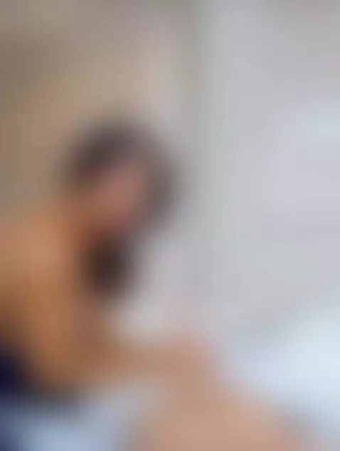 Hot AF MILF takes advantage of her step-son and squirts all ... by camsoda