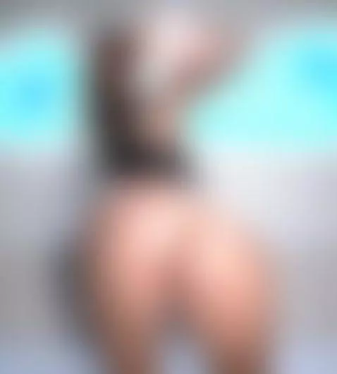 Anya Olsen gets that pussy super wet and soaked for us by camsoda