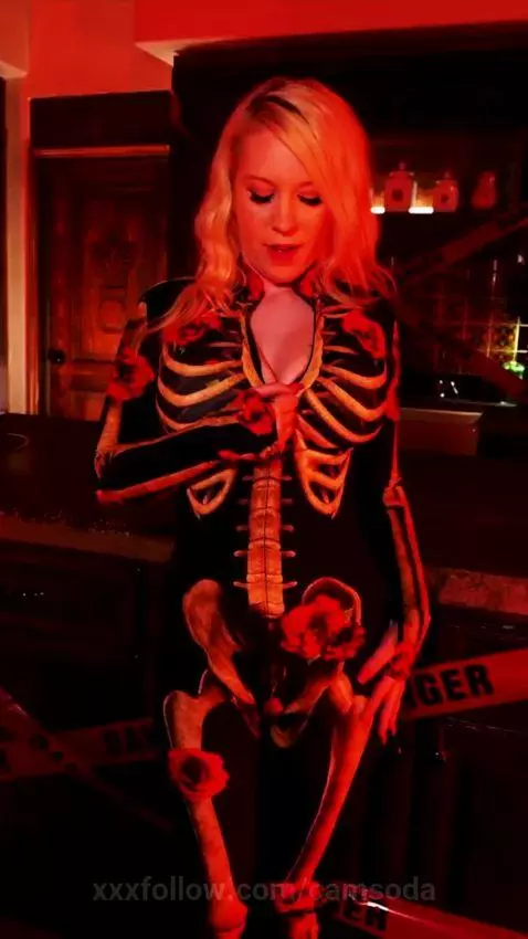 sexy blonde milf in her tight halloween costume cums super h... by camsoda