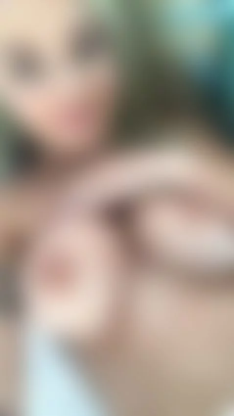 what a beauty!  Gabbie is the queen! by camsoda