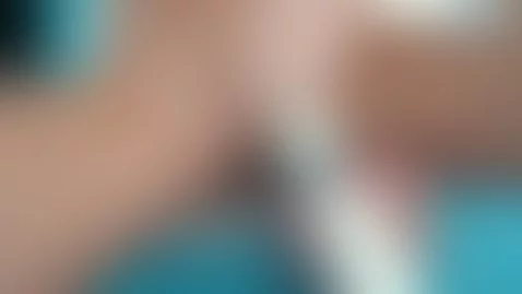 this masseuse takes it over the line...   KINDA!   🤷🏻‍♂🚨🤷🏻‍♂ by camsoda