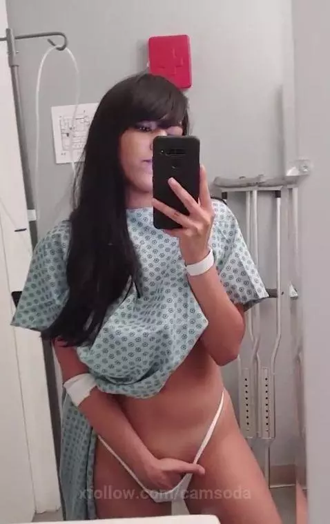 🚨💥 horny teen with an IV in her arm, cums in her hospital ro... by camsoda