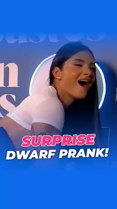 Surprise dwarf prank! by juanbustos
