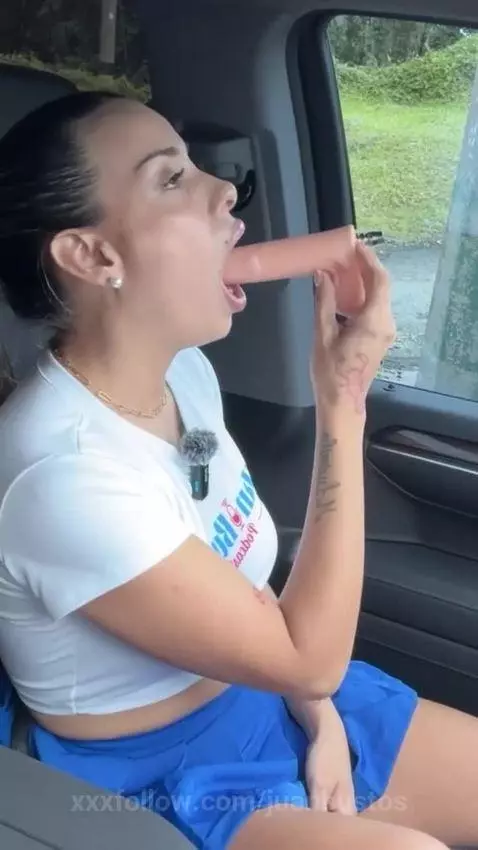 @solpeterson 💦😈 by juanbustos