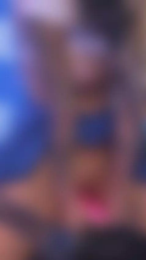 Molly Smithx 🔥💦😈 by juanbustos