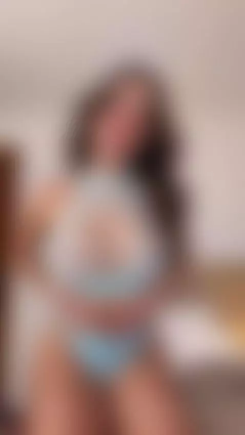 LIVE by agustinasaenz