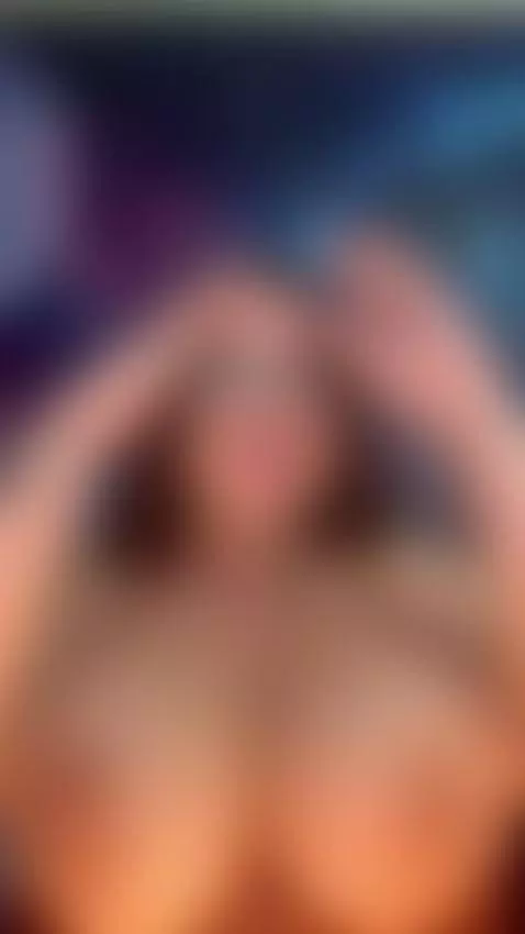 ven y aceita mis htabdes tetas y luego follalas cln esa gran... by lunahunt