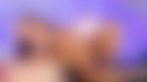 My curves react to every vibration... 🔥 by kyle2050