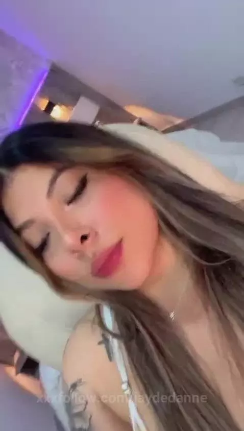 Beautiful gir colombiana online now! by jaydedanne