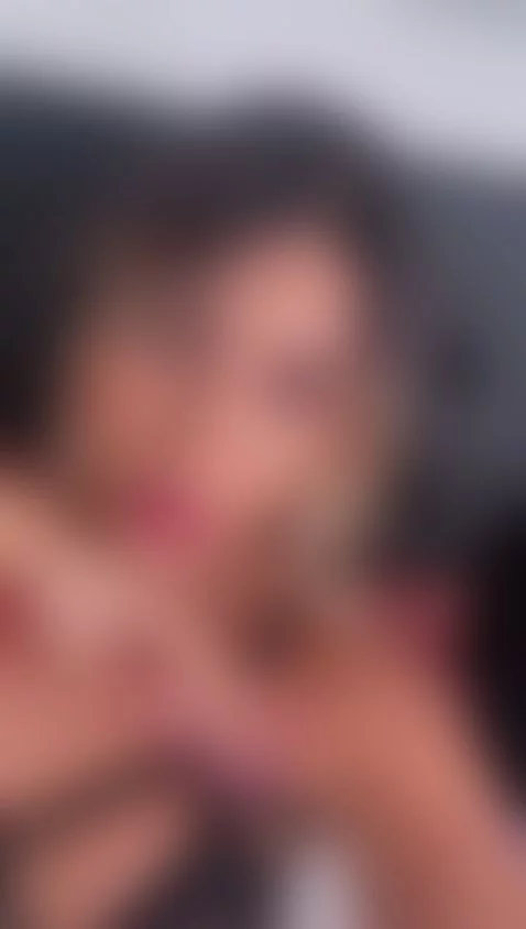 Come see me and we will enjoy a pleasant time by cataruiz