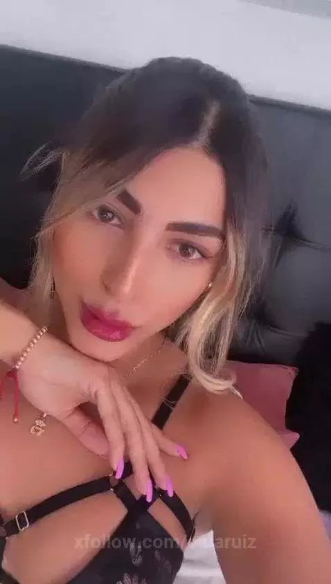 Come see me and we will enjoy a pleasant time by cataruiz