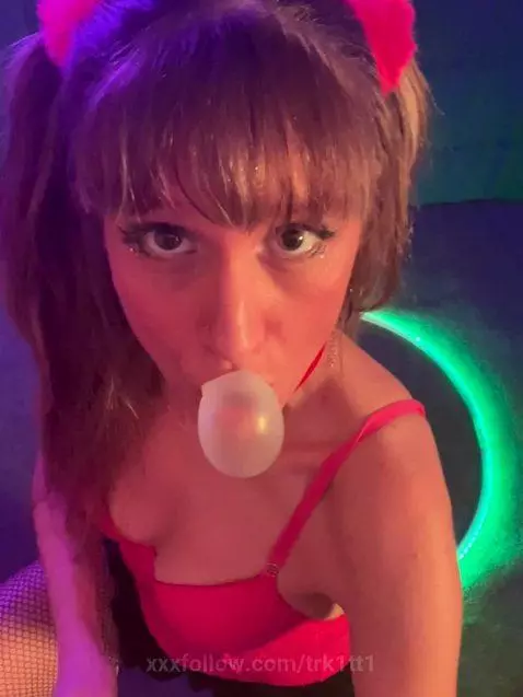 A little bubblefor you, baby by trk1tt1