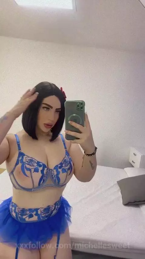 write, bigboobs, bigass by michellesweet