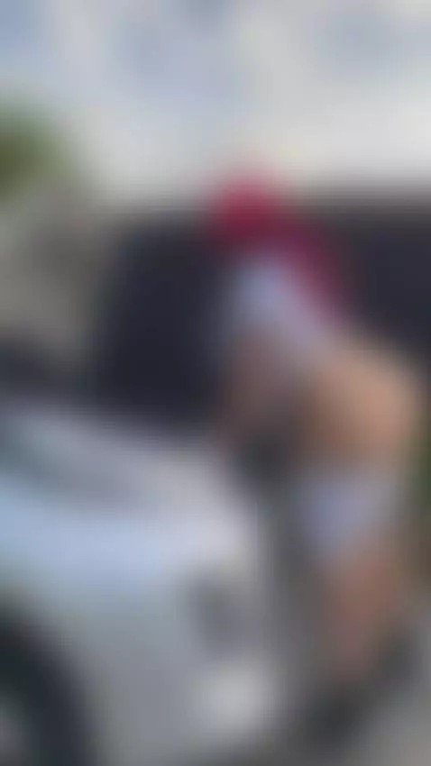 Would you like to help you fix the car? by hannamiills