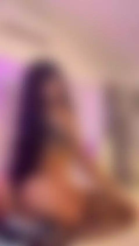 You dont want come to my dreamhouse?😈 by maloricallum