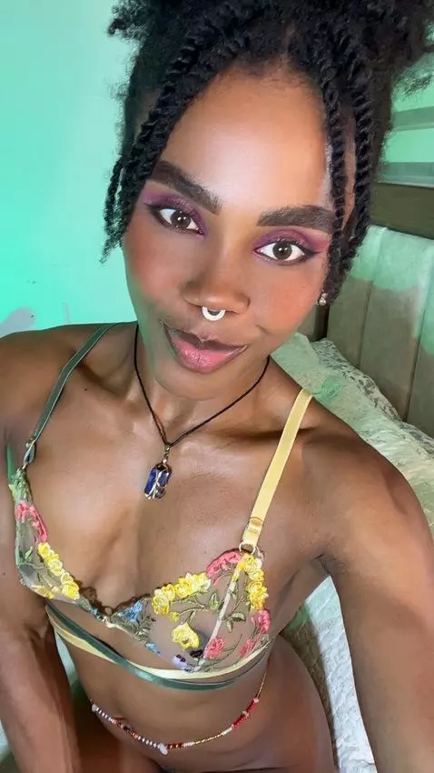 Don't miss my stream tonight 💖 by cassandraray