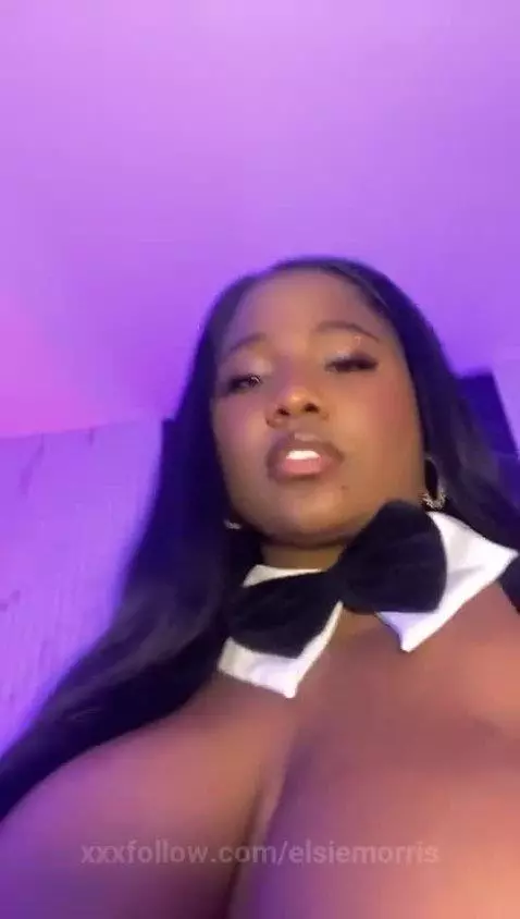 SWEET TITS JUMPING WHILE U FUCK ME 😋💋 by elsiemorris