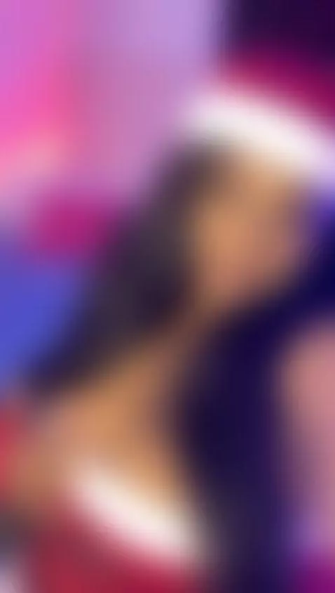 look at me, look at me a latina in ur mind, are u ready for ... by elsiemorris