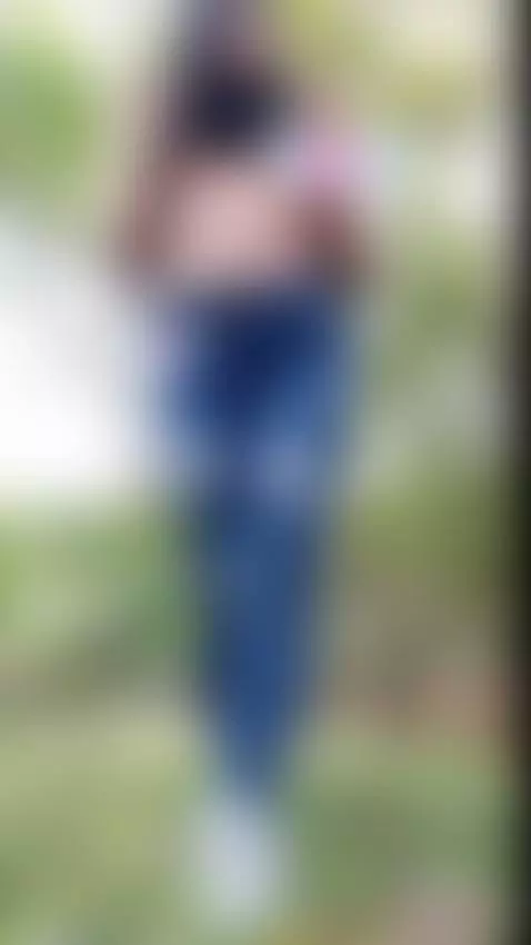 sexy girl... natural by mikeandmaite