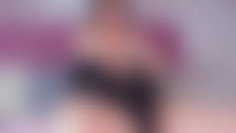 Do you like how my boobs look?💋 by malalaamelie