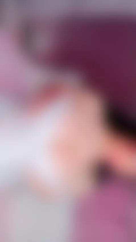 Tell me if you like my voluptuous body, because I'm ready fo... by malalaamelie