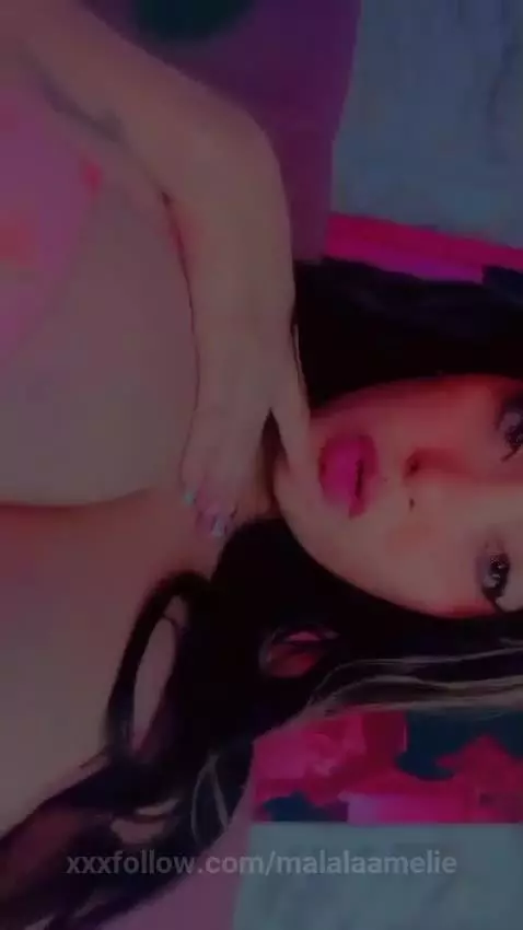 I am the busty one of each of your fantasies, fuck me non-st... by malalaamelie