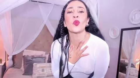 Sexy dance by bellarefaeli