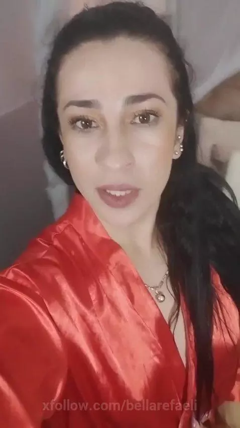 I'm so hot love 🔥 by bellarefaeli