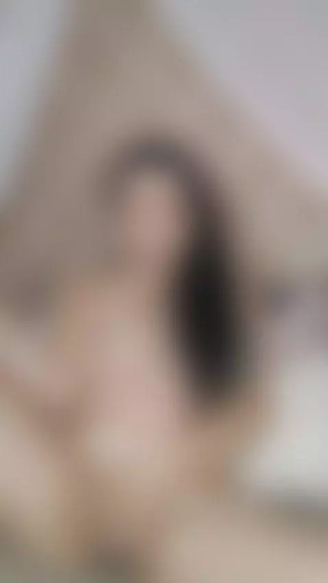 Do you want to feel my pussy mashed on your cock? 🔞 by bellarefaeli